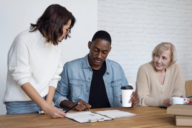 medium-shot-people-discussing-business-min